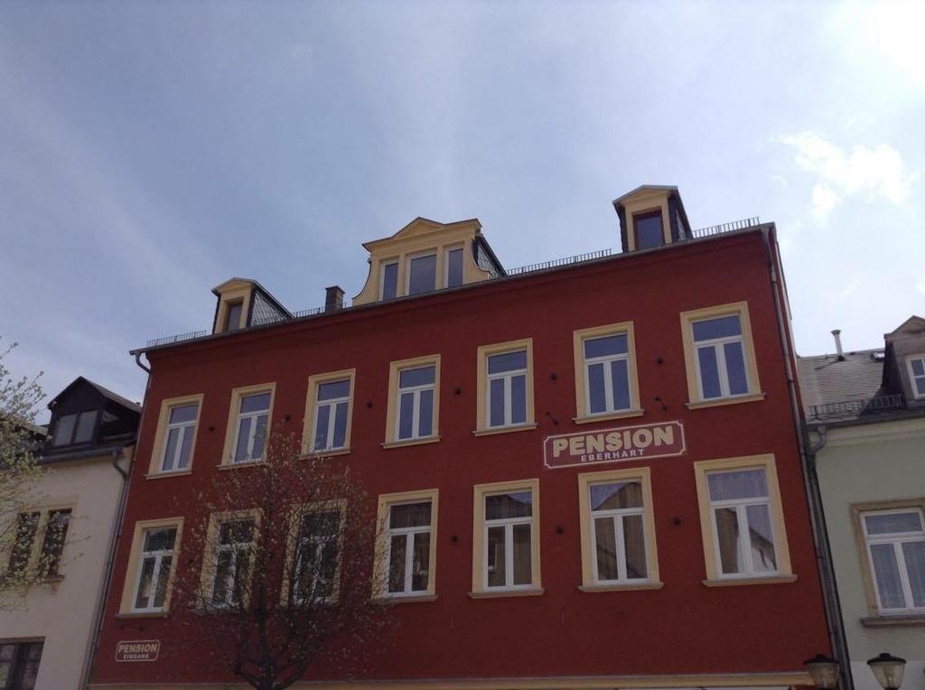 Pension Eberhart Treuen Exterior photo